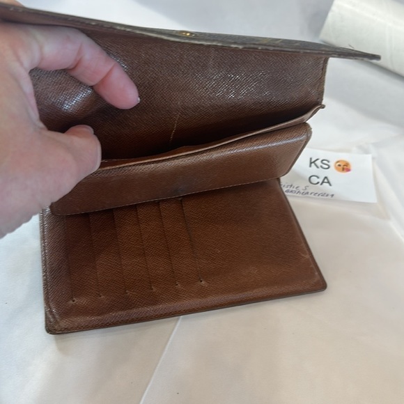 Auth Louis Vuitton Porte Tresor Etui used fair/good condition - Picture 9 of 16